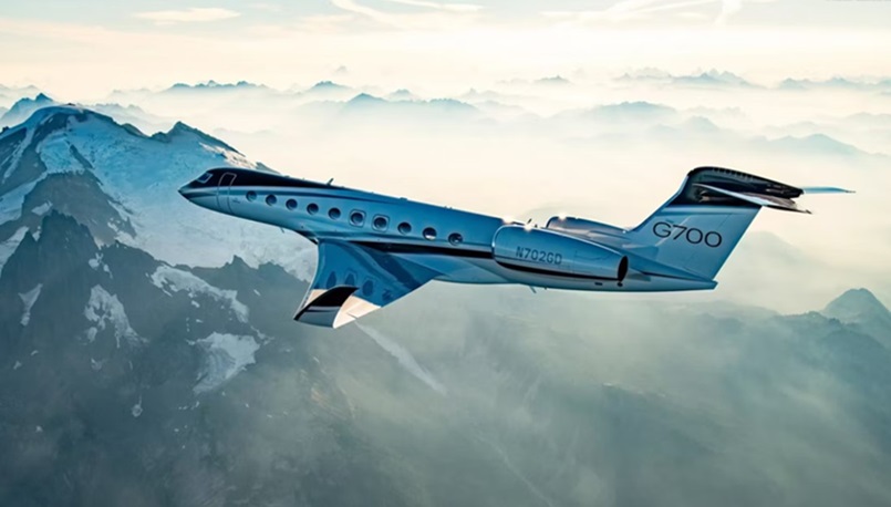 gulfstream g700 1.jpg