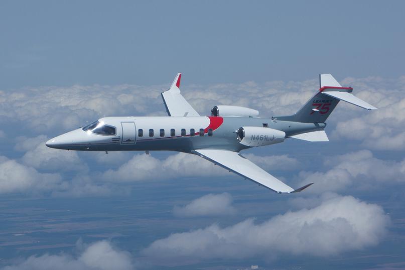 Bombardier Delivers First Learjet 75 to Poland.jpg