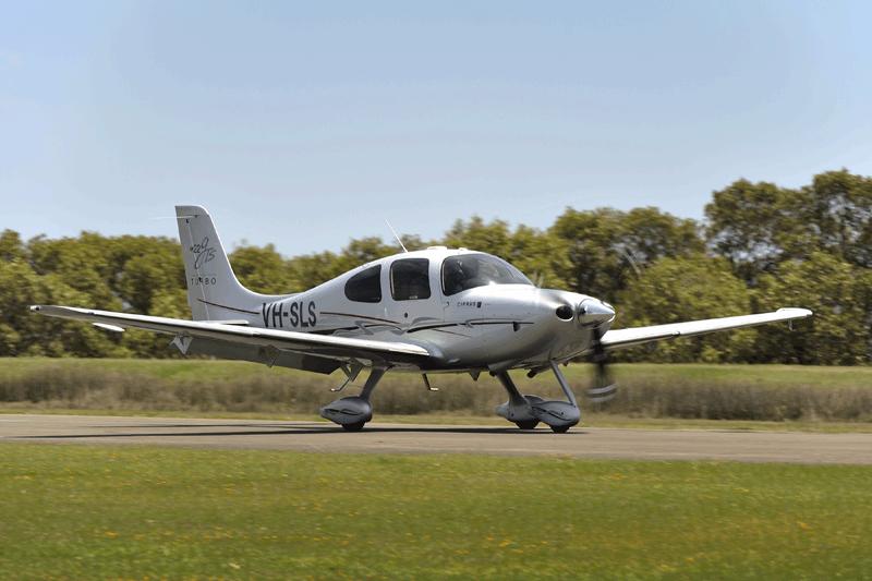 Cirrus SR22 uses CAPS in Pacific ditching.jpg