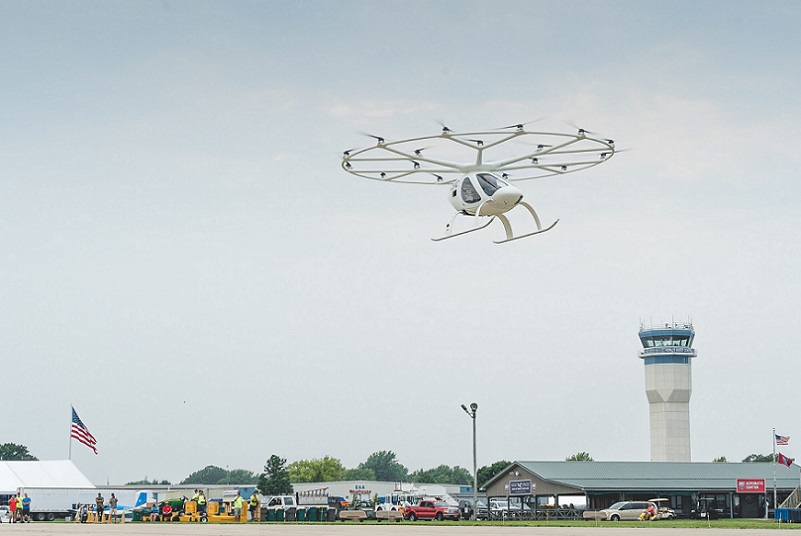 Volocopter-flies-at-Oshkosh-EAA-Air-Ventures- (1).jpg